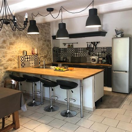 Maison De Village En Duo Avec 150M2 Au Rdc Et La Suite Parentale Ou En Famille Avec 4 Chambres 250M2 Interieur Montfaucon  Экстерьер фото